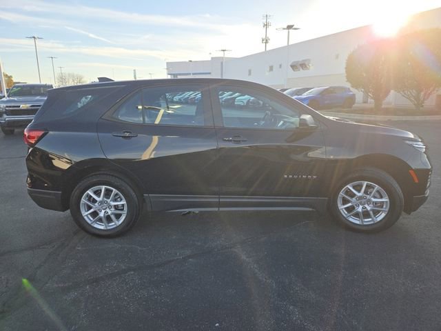 Certified 2024 Chevrolet Equinox LS w/ Driver Confidence II Package image 15