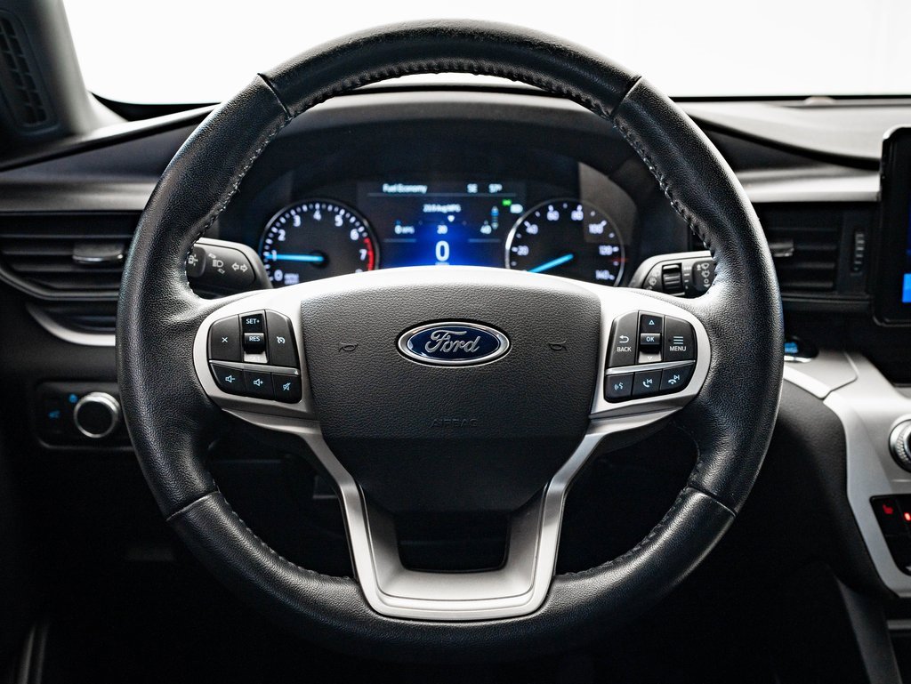 Used 2021 Ford Explorer XLT image 41