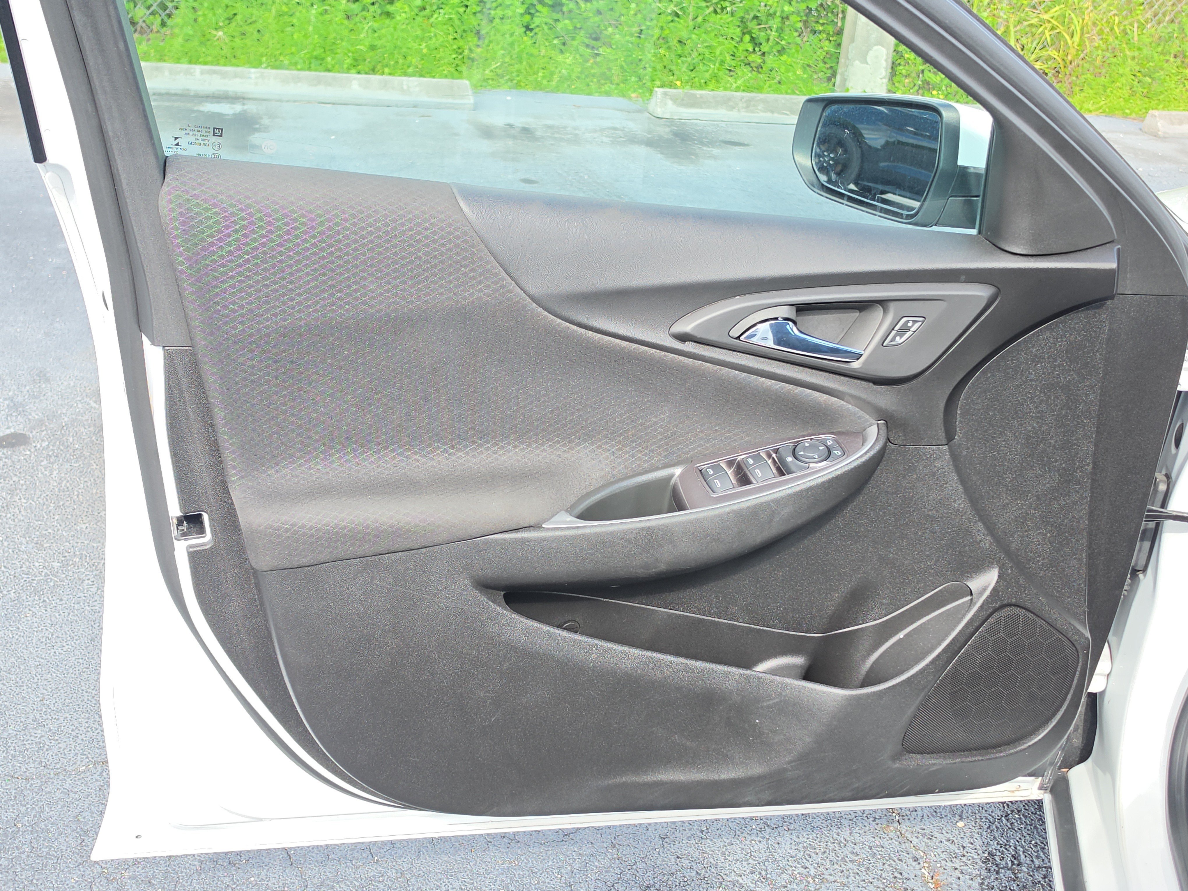 Certified 2024 Chevrolet Malibu LT FWD image 17