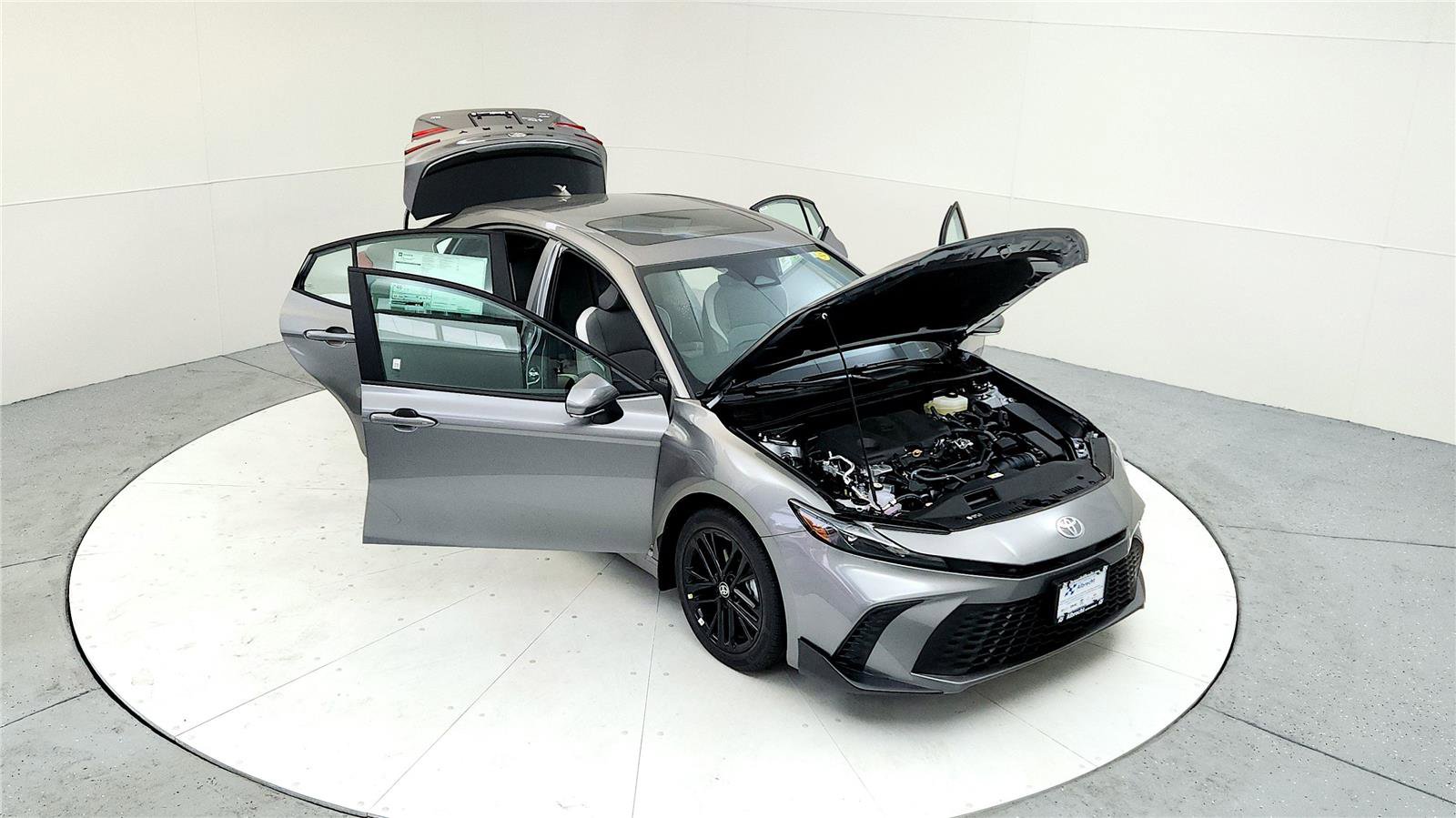 Certified 2025 Toyota Camry SE image 17