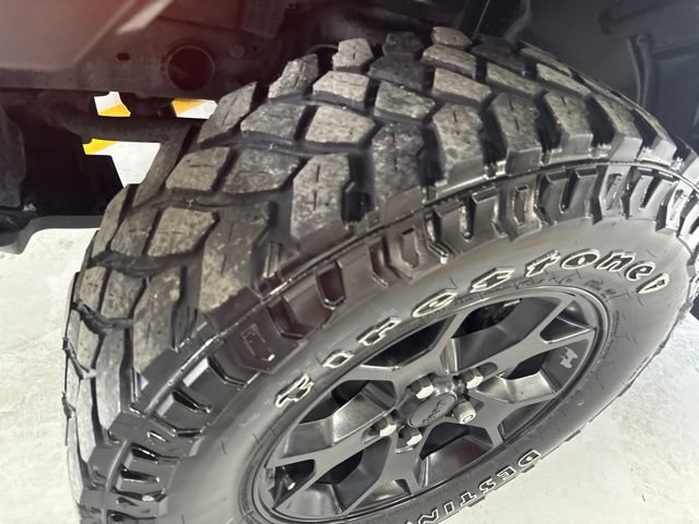 Used 2022 Jeep Wrangler Sport AWD/4WD image 36