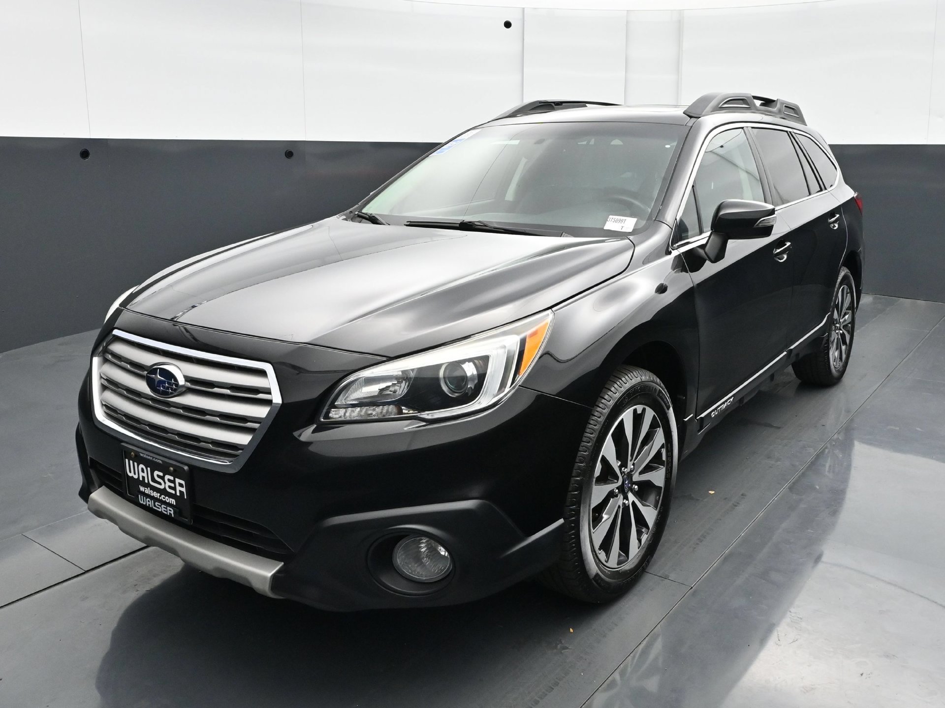 Used 2016 Subaru Outback 2.5i Limited AWD/4WD image 11