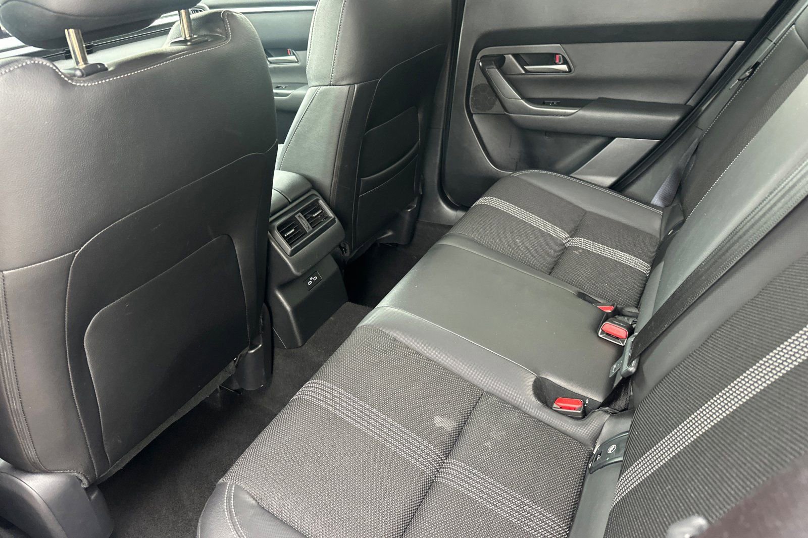 Certified 2025 MAZDA CX-50 AWD 2.5 S w/ Preferred Package image 12