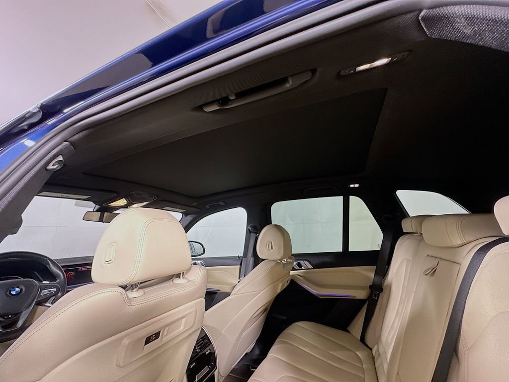 Used 2022 BMW X5 xDrive40i w/ Premium Package AWD/4WD image 13