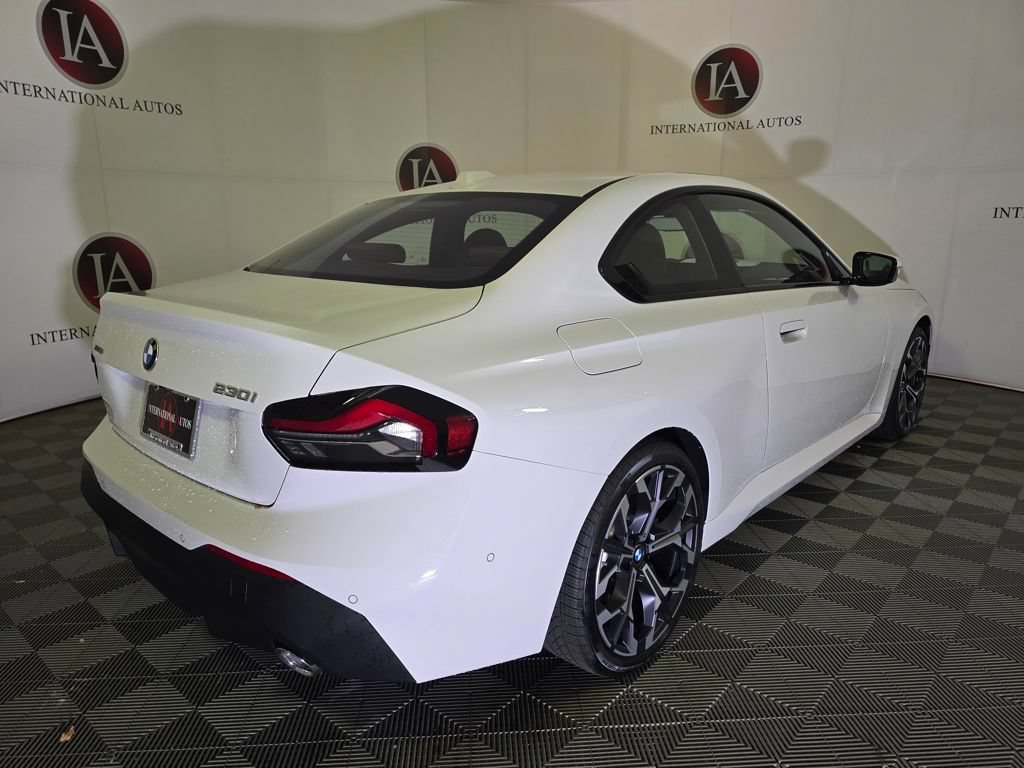 New 2025 BMW 230i xDrive Coupe w/ Premium Package AWD/4WD image 4