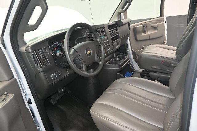 Used 2022 Chevrolet Express 2500 LS w/ Driver Convenience Package RWD image 6