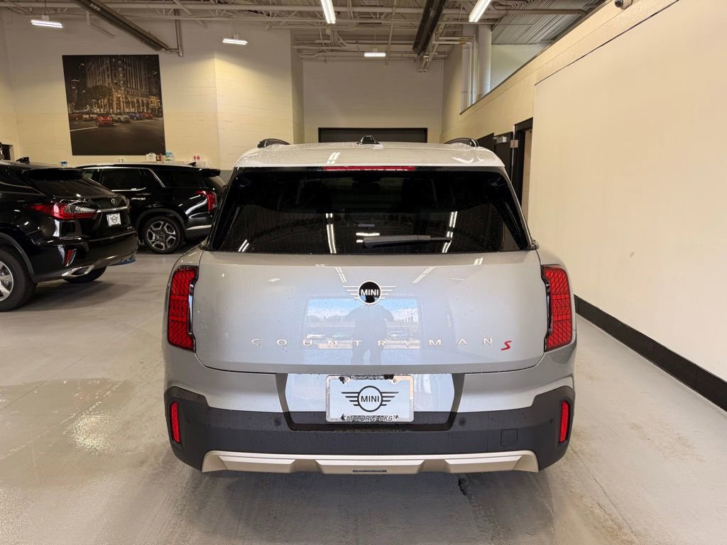 Certified 2025 MINI Cooper Countryman S w/ Comfort Package Max image 4