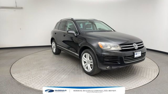 Used 2011 Volkswagen Touareg TDI AWD/4WD image 8