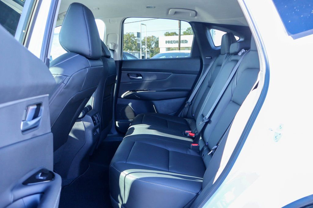 New 2026 Nissan Murano SV image 8