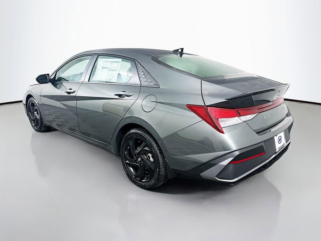 New 2026 Hyundai Elantra Sport image 7