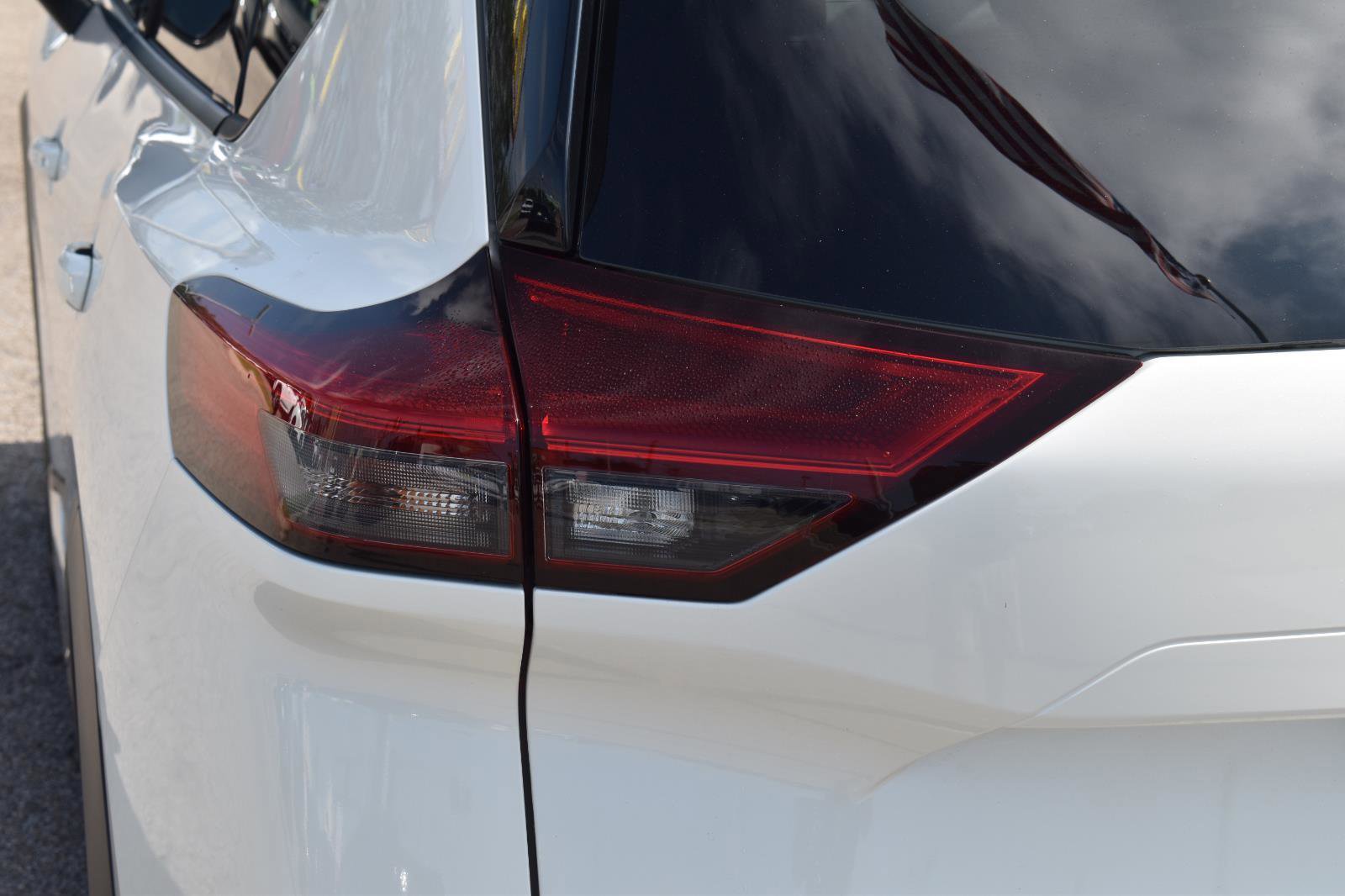Used 2023 Nissan Rogue Platinum w/ Platinum Premium Package FWD image 7