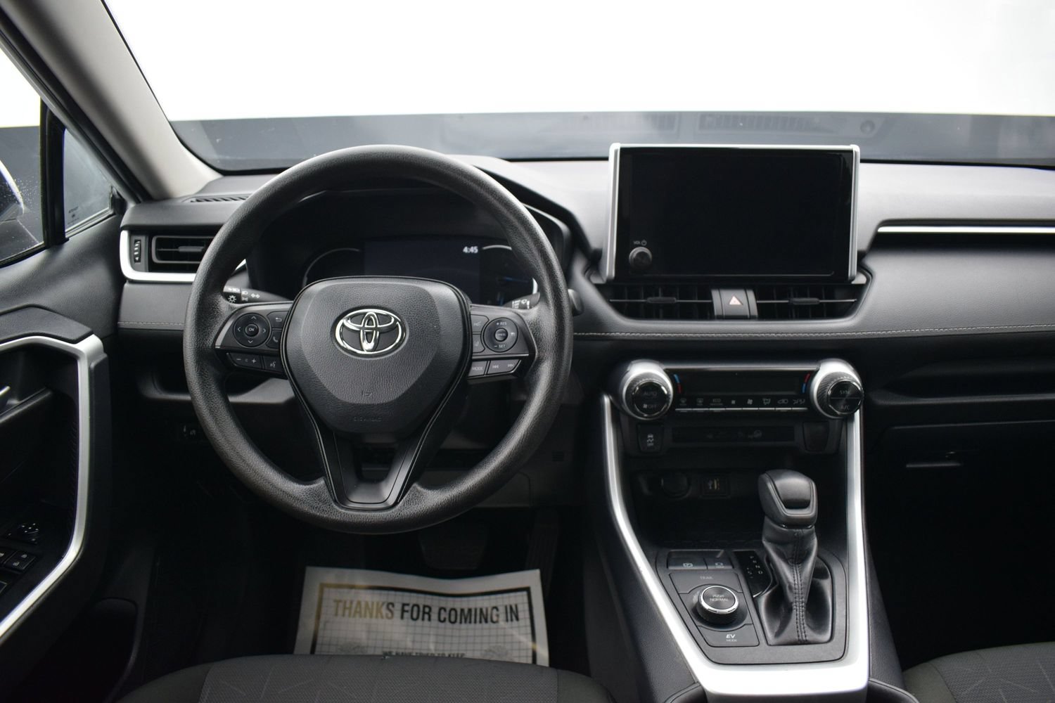 Used 2025 Toyota RAV4 XLE AWD/4WD image 14