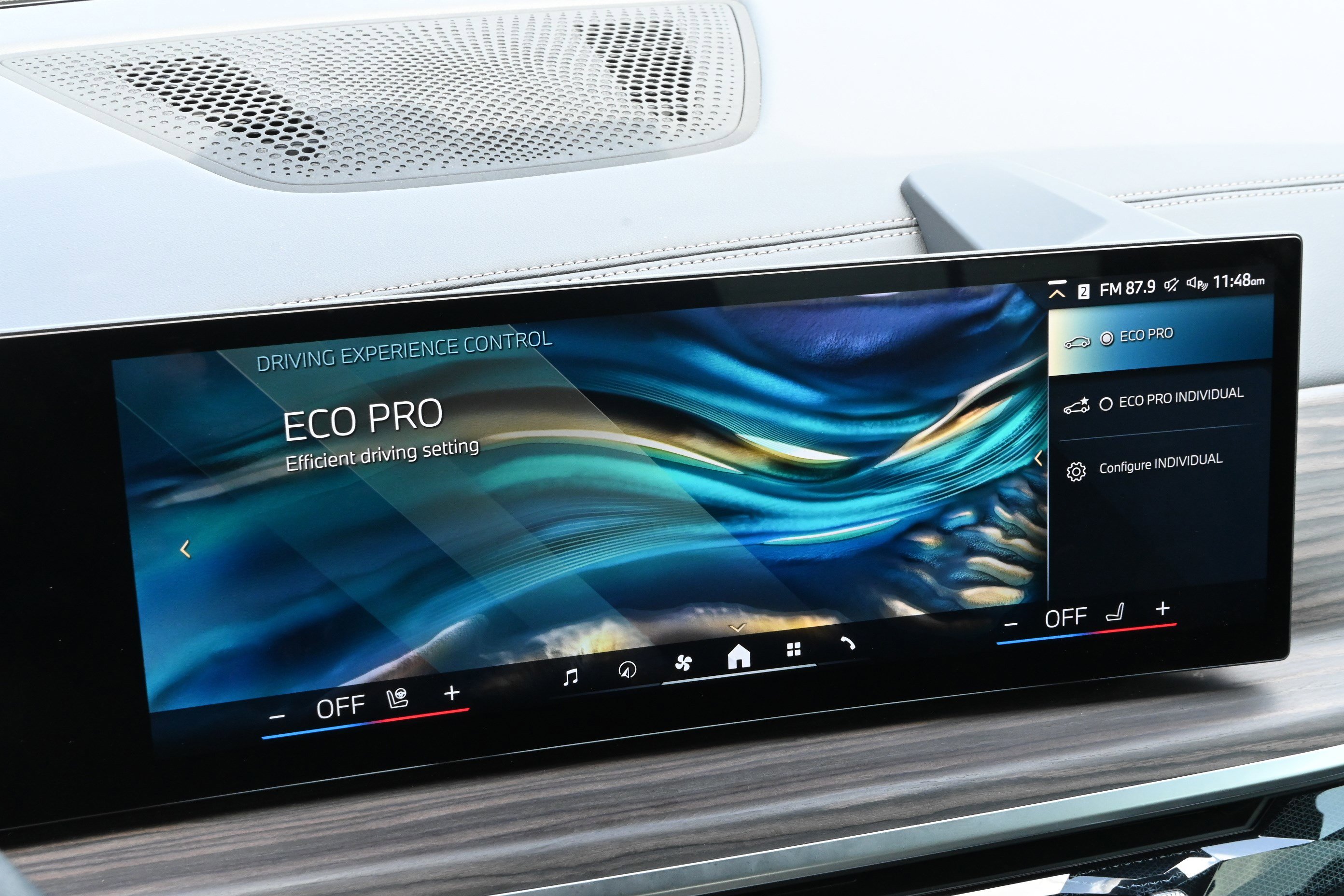 Certified 2025 BMW X5 xDrive40i w/ Premium Package image 36