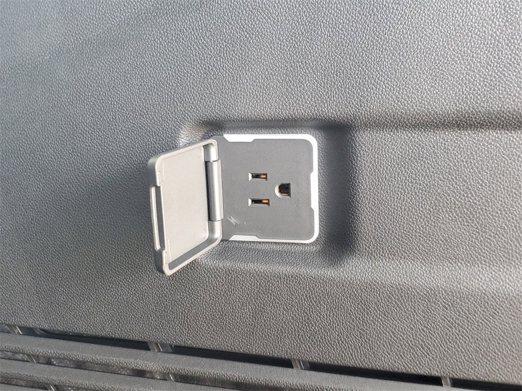 New 2025 Chevrolet Suburban LS w/ LPO, Dark Essentials Package image 6