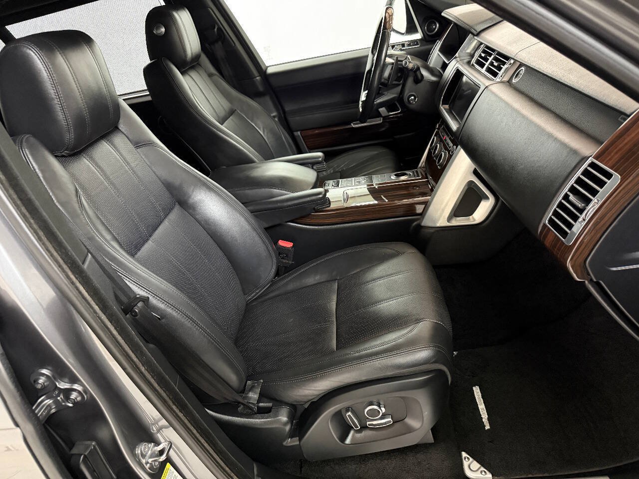 Used 2017 Land Rover Range Rover Long Wheelbase Supercharged AWD/4WD image 36