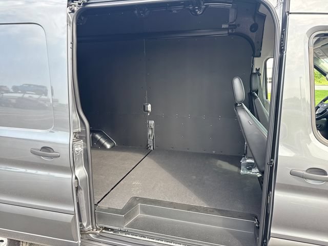 New 2026 Ford Transit 250 148 High Roof AWD image 15