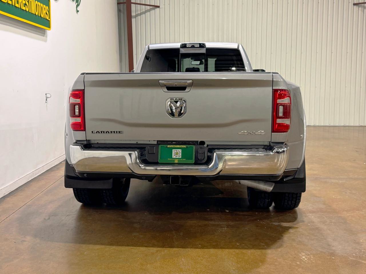 Used 2022 RAM 3500 Laramie AWD/4WD image 7
