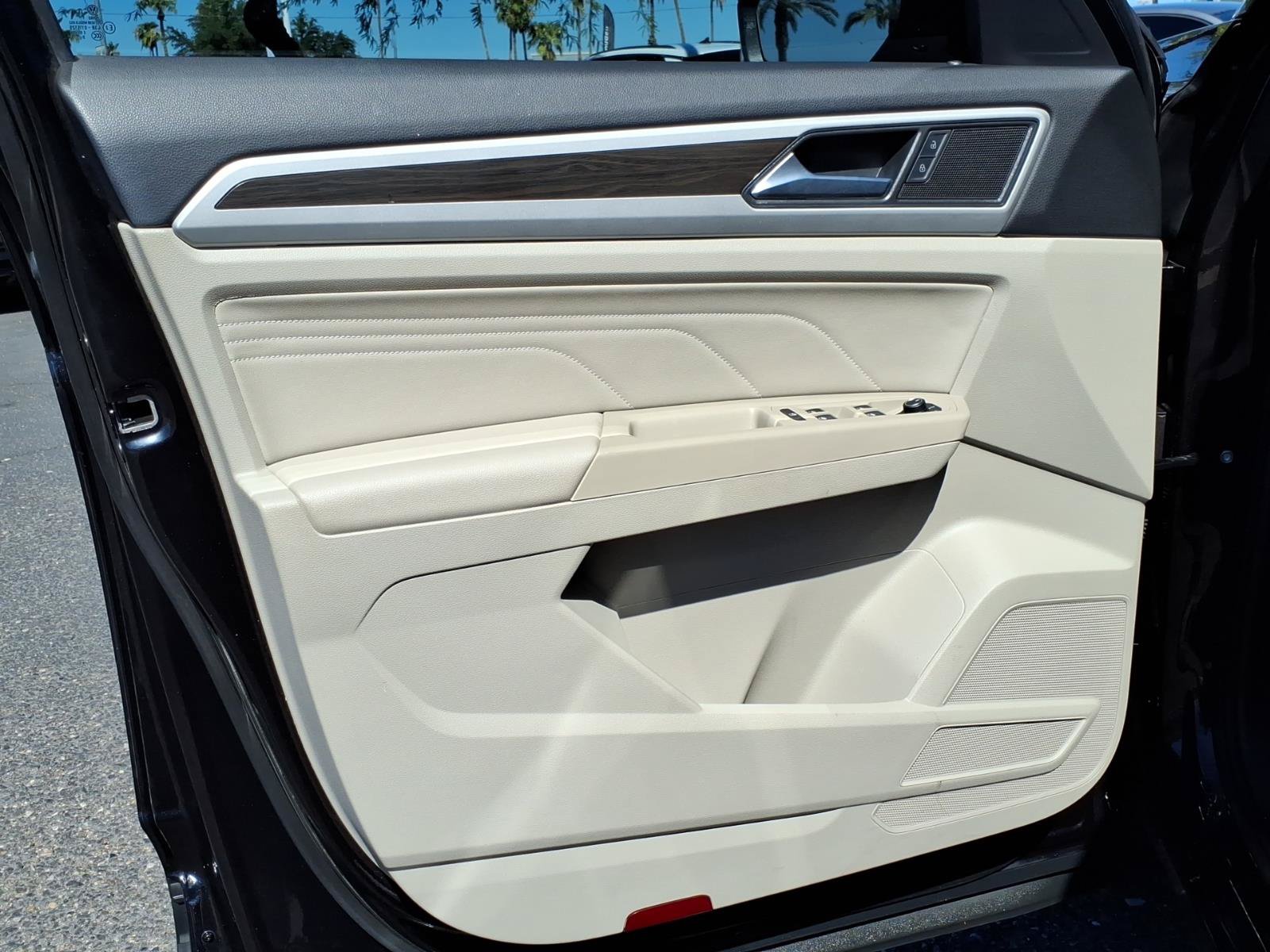 Used 2023 Volkswagen Atlas SE FWD image 18