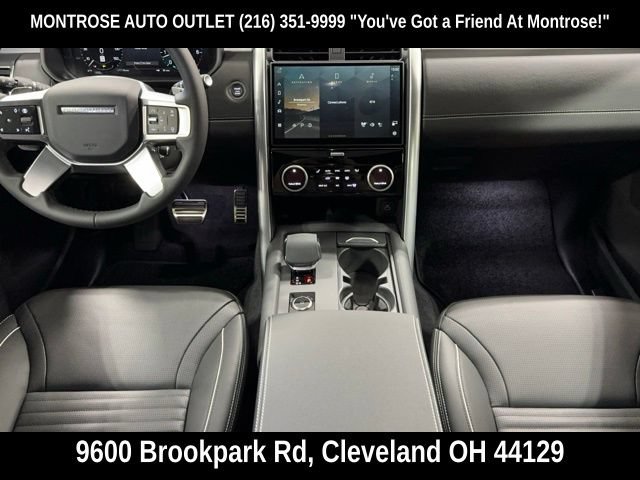 New 2024 Land Rover Discovery Dynamic SE AWD/4WD image 29