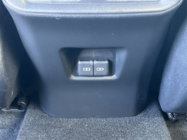 Used 2022 Toyota RAV4 XLE Premium image 30