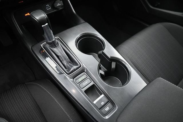 Certified 2024 Honda Civic EX image 30