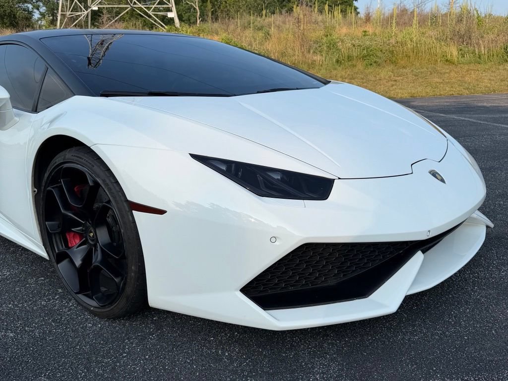 Used 2015 Lamborghini Huracan LP 610-4 AWD/4WD image 9