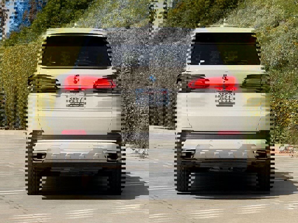 Used 2020 BMW X5 xDrive40i w/ Convenience Package image 11