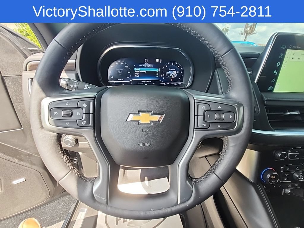 Used 2022 Chevrolet Suburban LT w/ LT Signature Plus Package AWD/4WD image 13