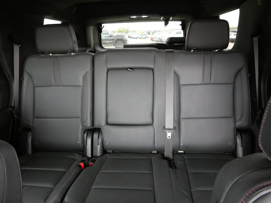 Used 2025 Chevrolet Tahoe RST w/ Comfort Package AWD/4WD image 15
