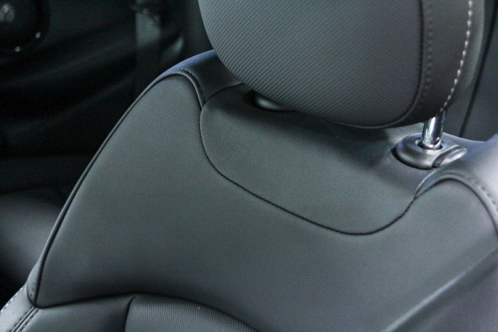 Certified 2024 MINI Cooper SE FWD image 25