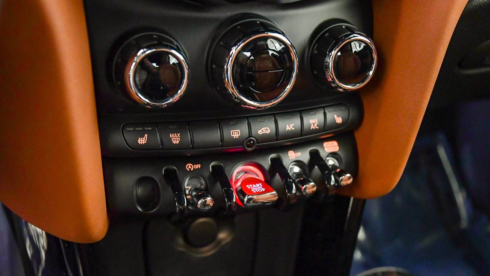 Certified 2023 MINI Cooper S w/ Signature Upholstery Package image 26