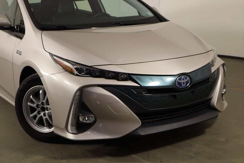 Used 2020 Toyota Prius Prime Limited FWD image 47