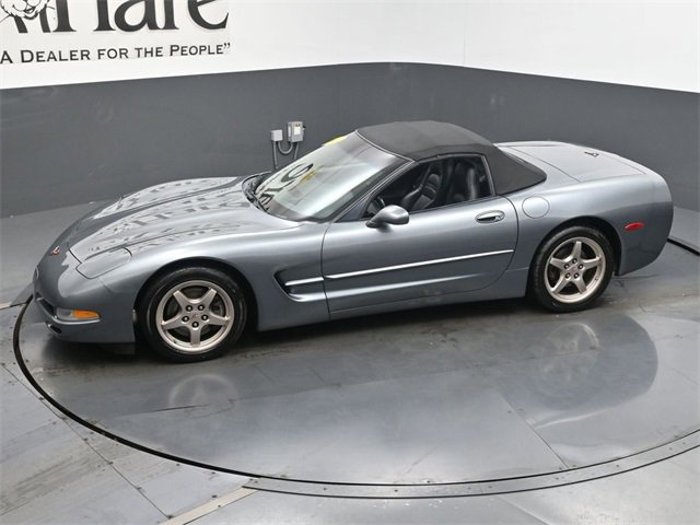 Used 2004 Chevrolet Corvette Convertible w/ Preferred Equipment Group image 50