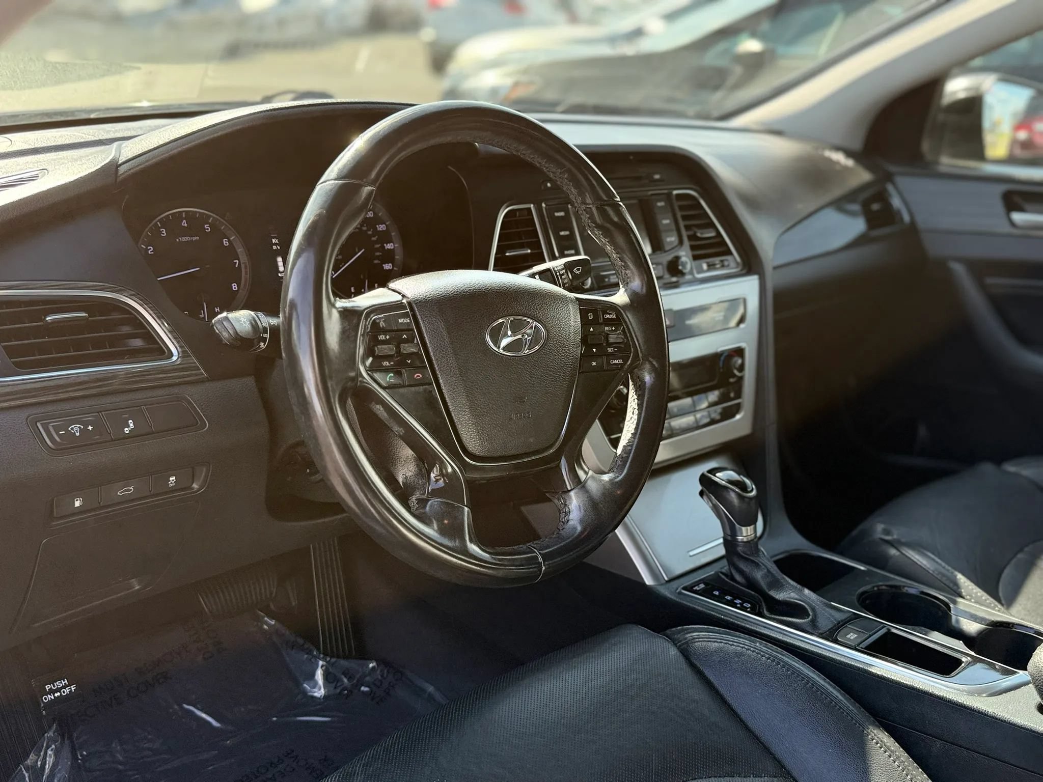 Used 2015 Hyundai Sonata Limited w/ Cargo Package FWD image 13