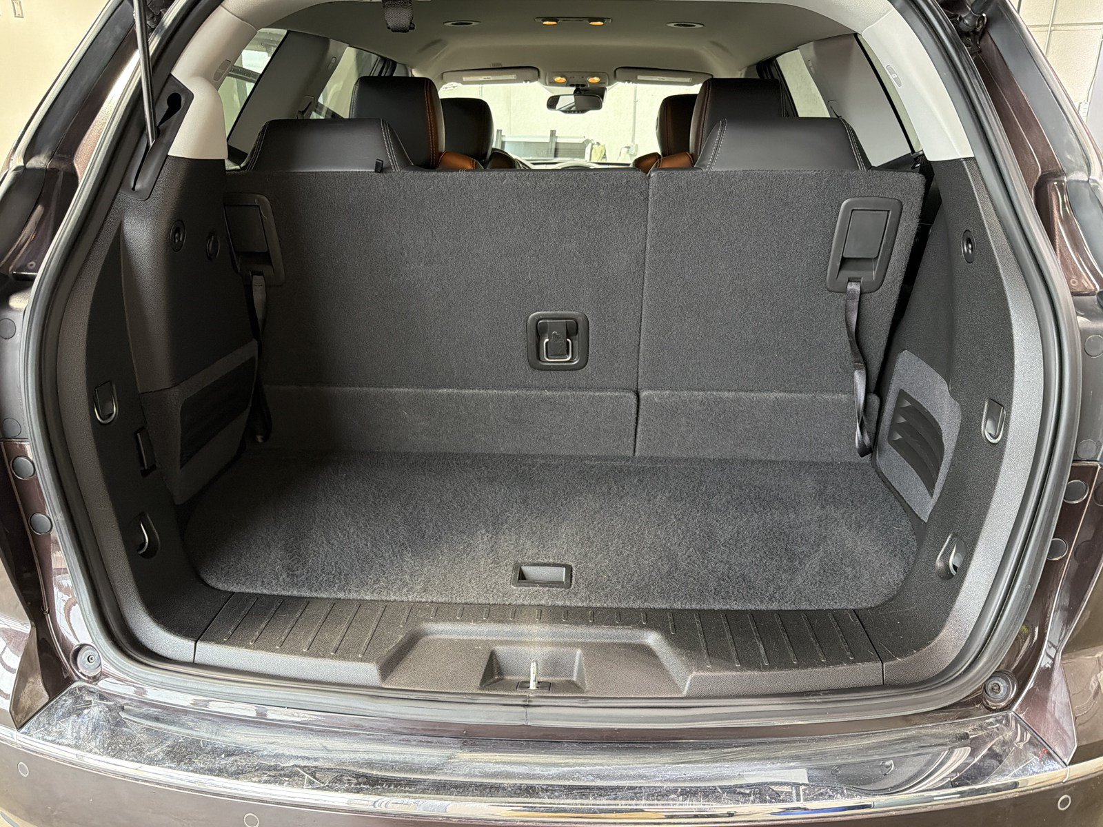 Used 2017 Buick Enclave Leather w/ Enclave Tuscan Edition AWD/4WD image 17