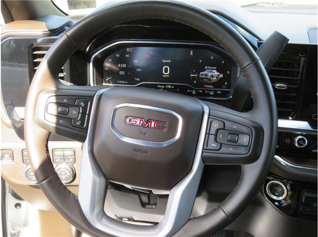 Used 2025 GMC Sierra 1500 SLT AWD/4WD image 10
