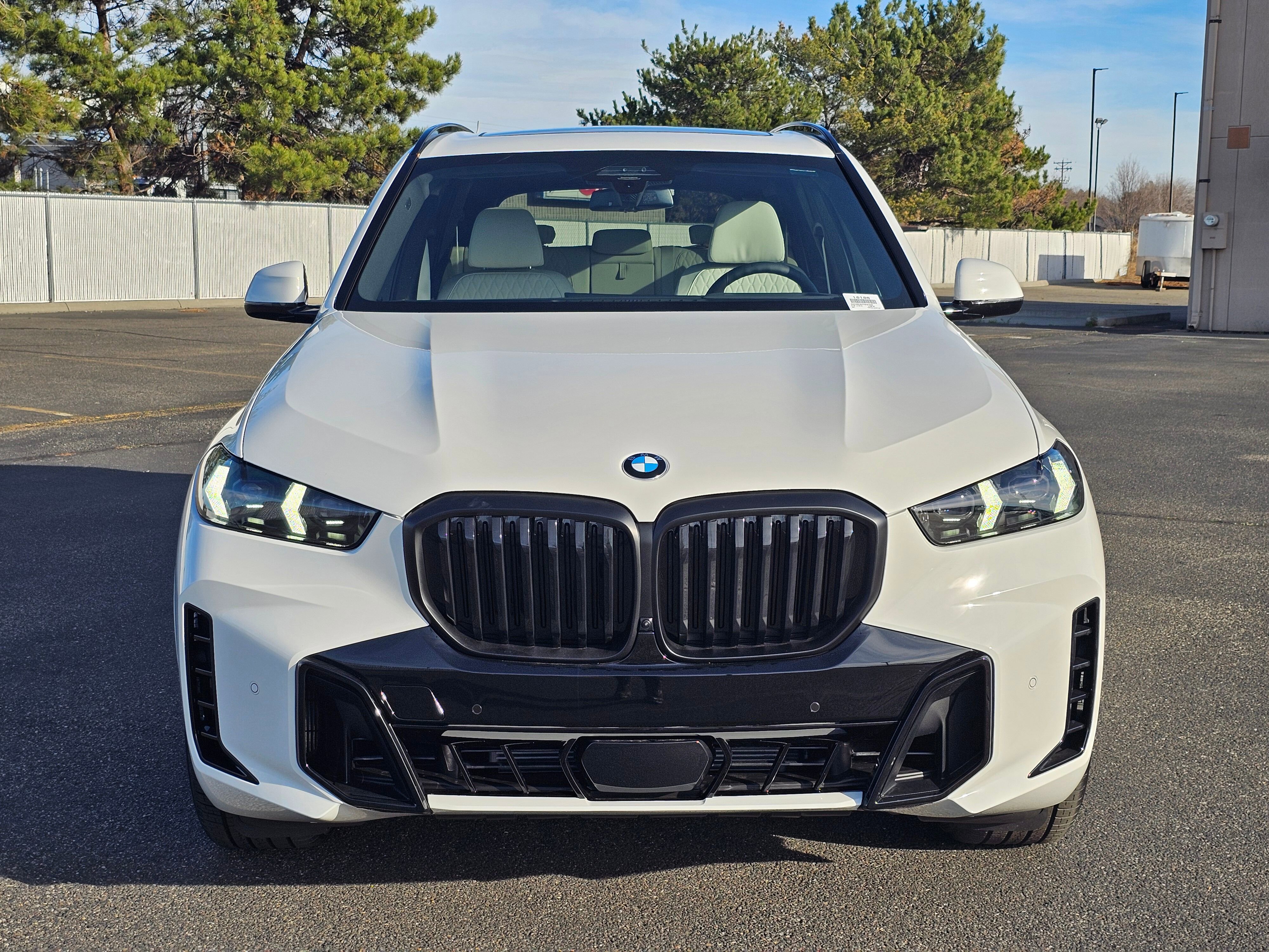 New 2026 BMW X5 xDrive40i w/ Executive Package image 6