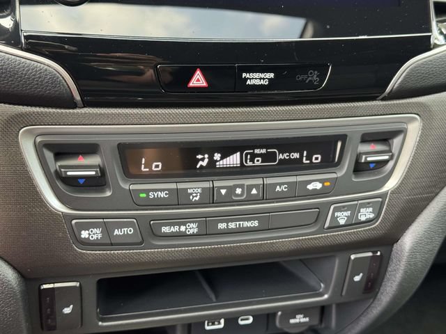 Certified 2024 Honda Passport TrailSport image 29