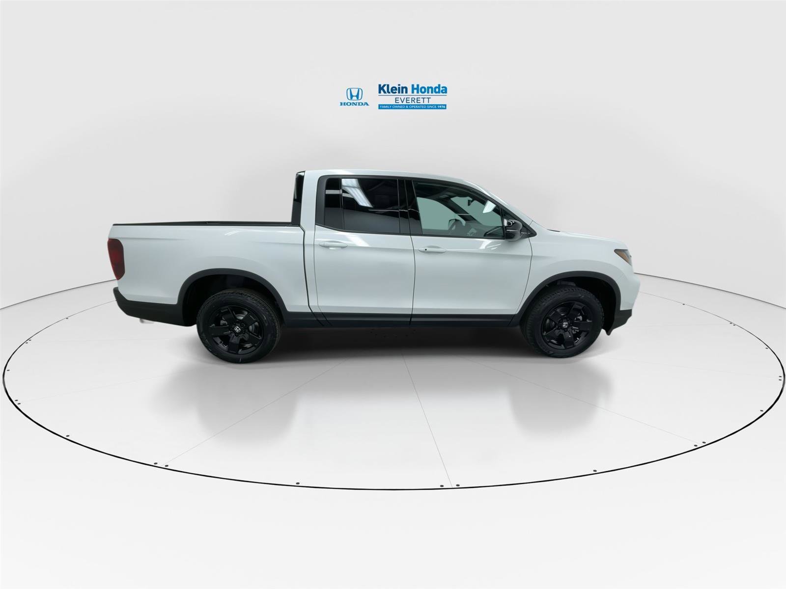 New 2026 Honda Ridgeline Black Edition image 3