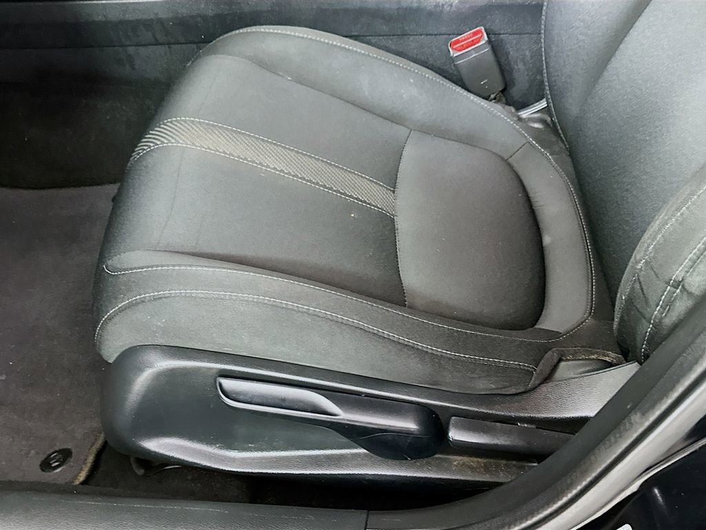 Used 2016 Honda Civic LX image 9
