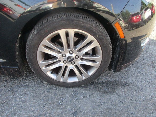 Used 2013 Lincoln MKZ FWD image 12