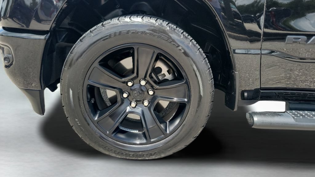 Used 2024 RAM 1500 Big Horn AWD/4WD image 25
