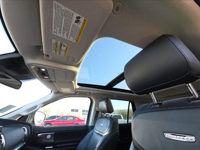 Used 2025 Ford Expedition Platinum AWD/4WD image 9