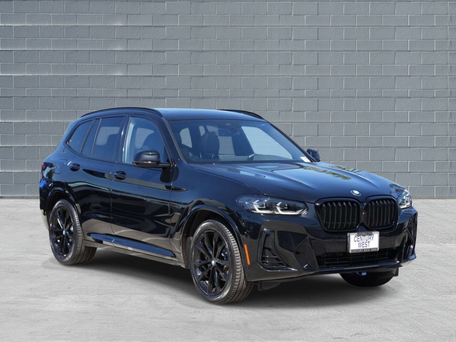 Used 2023 BMW X3 xDrive30i w/ M Sport Package AWD/4WD image 1