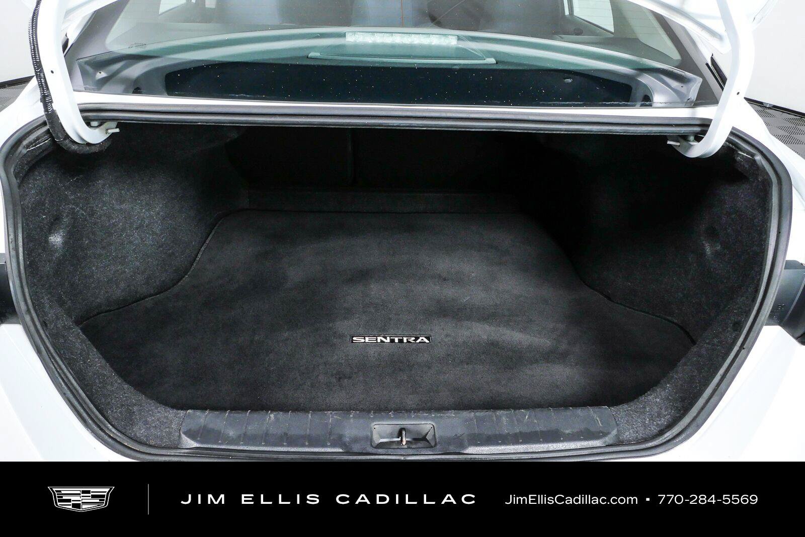 Used 2020 Nissan Sentra SV FWD image 30