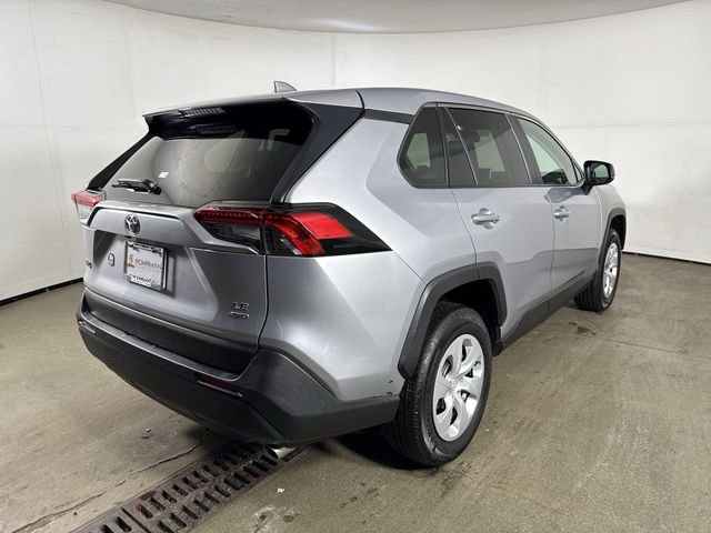 Used 2024 Toyota RAV4 LE image 35