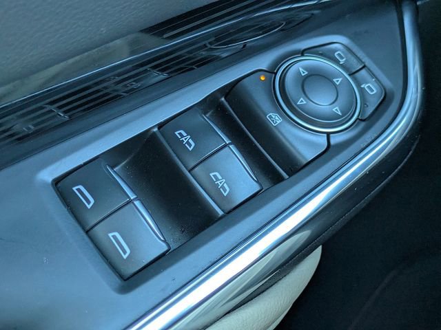 Certified 2024 Cadillac XT4 Luxury image 22