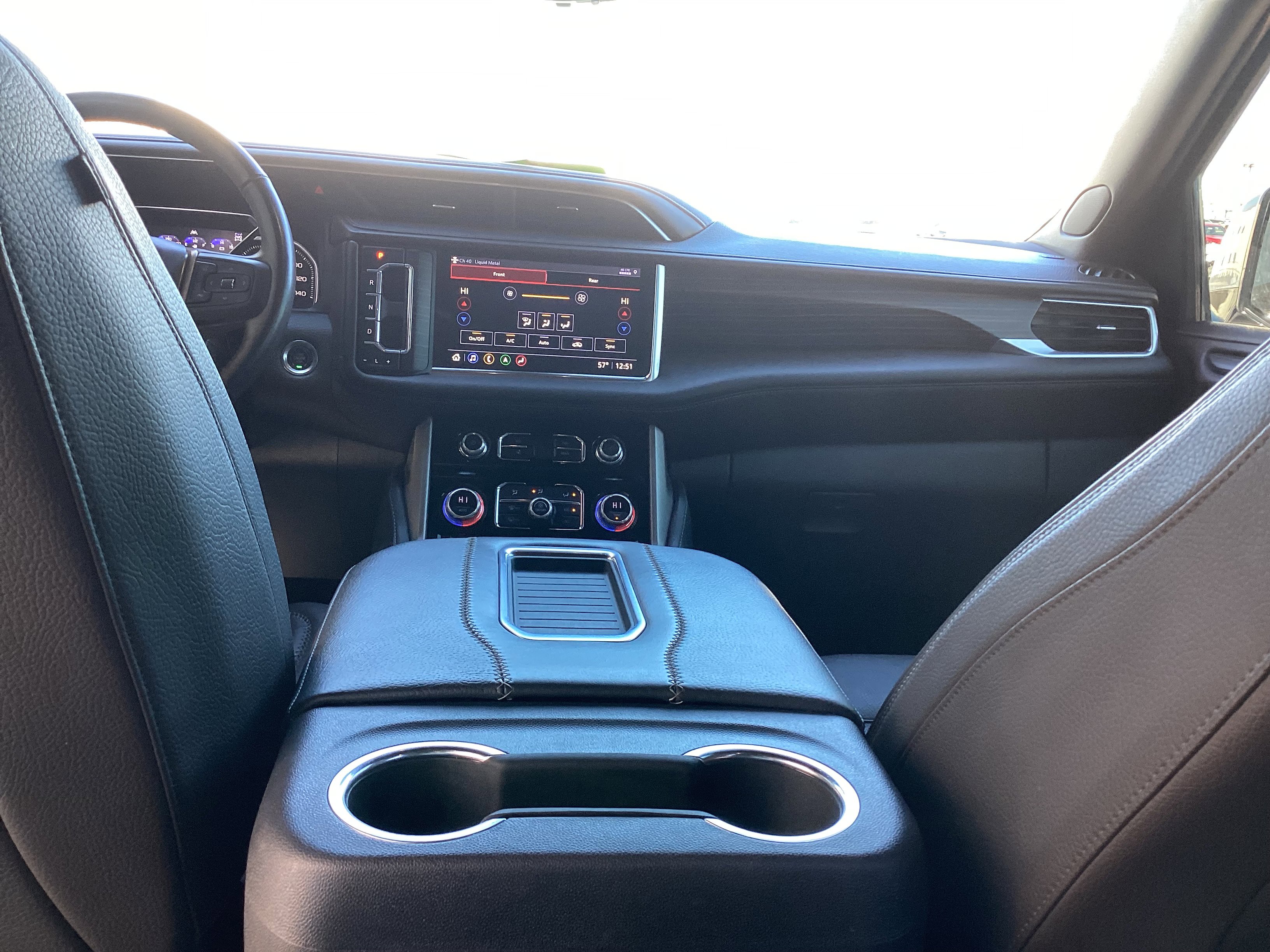 Used 2021 GMC Yukon XL Denali w/ Denali Premium Package image 20