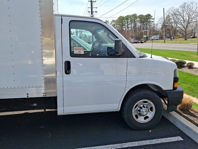 Used 2021 Chevrolet Express 3500 w/ Power Convenience Package image 6