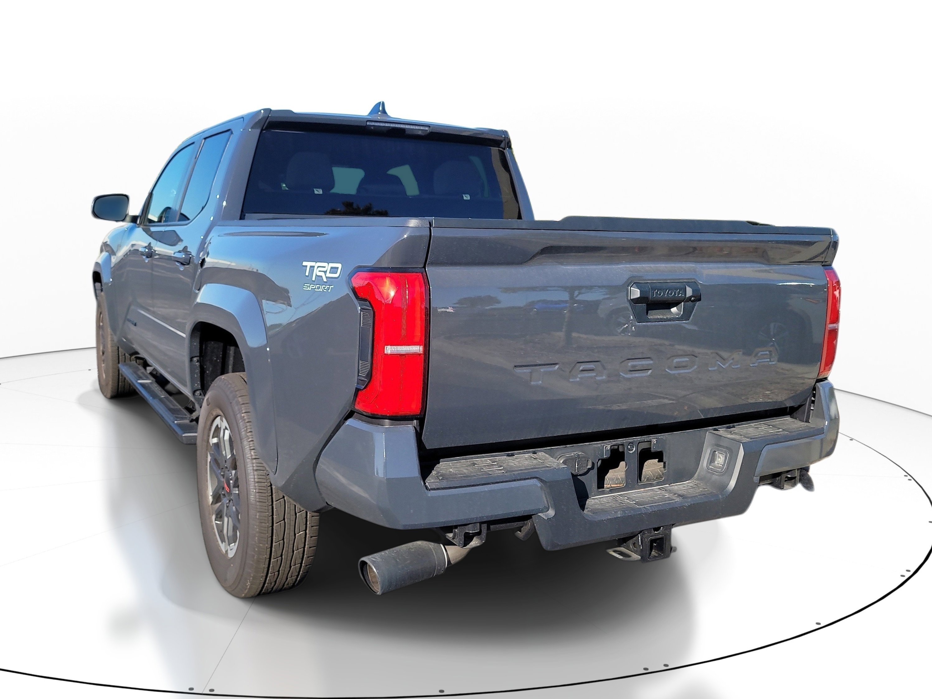 Used 2025 Toyota Tacoma TRD Sport image 5